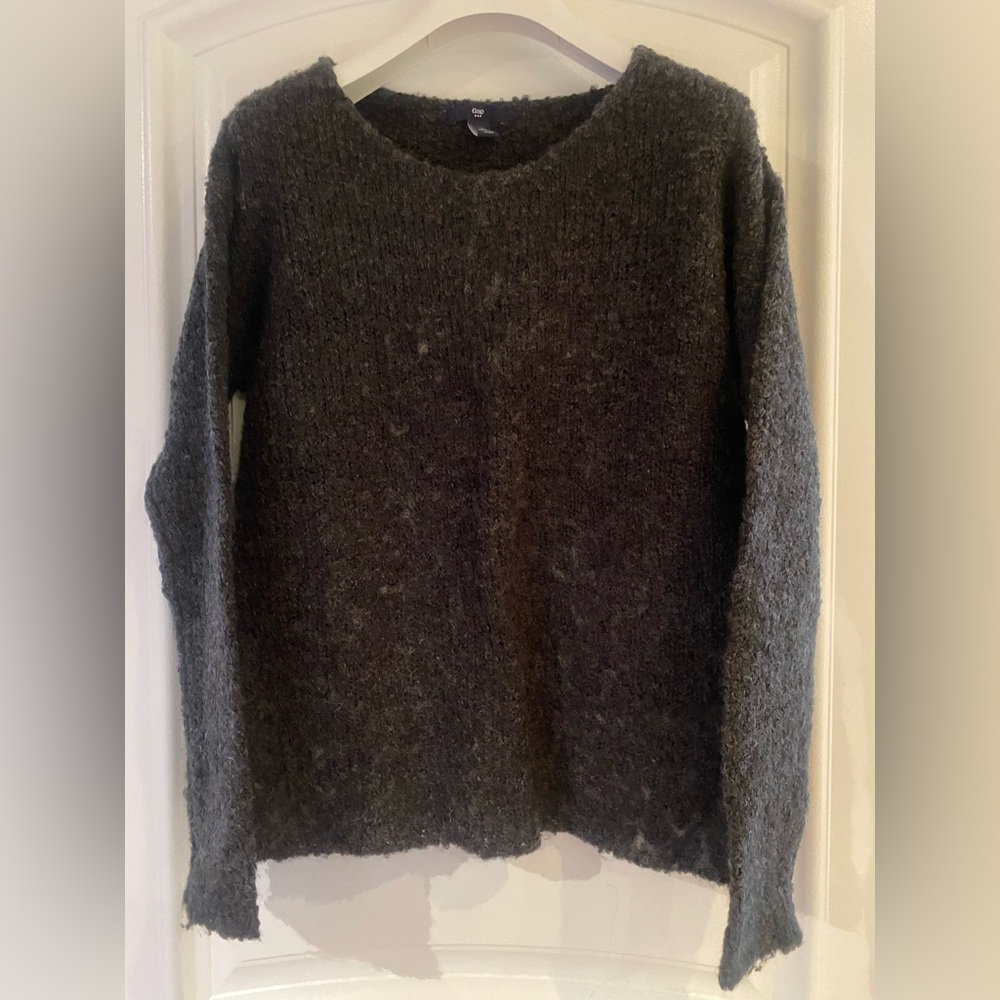 Used! Gap dark grey sweater Small